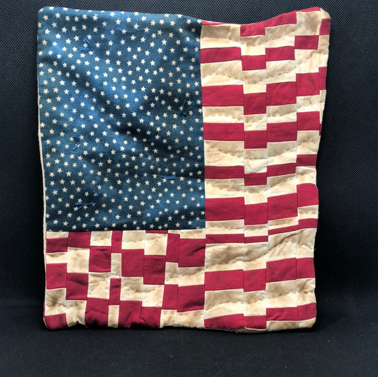 Americana quilted flag wall hanging full view