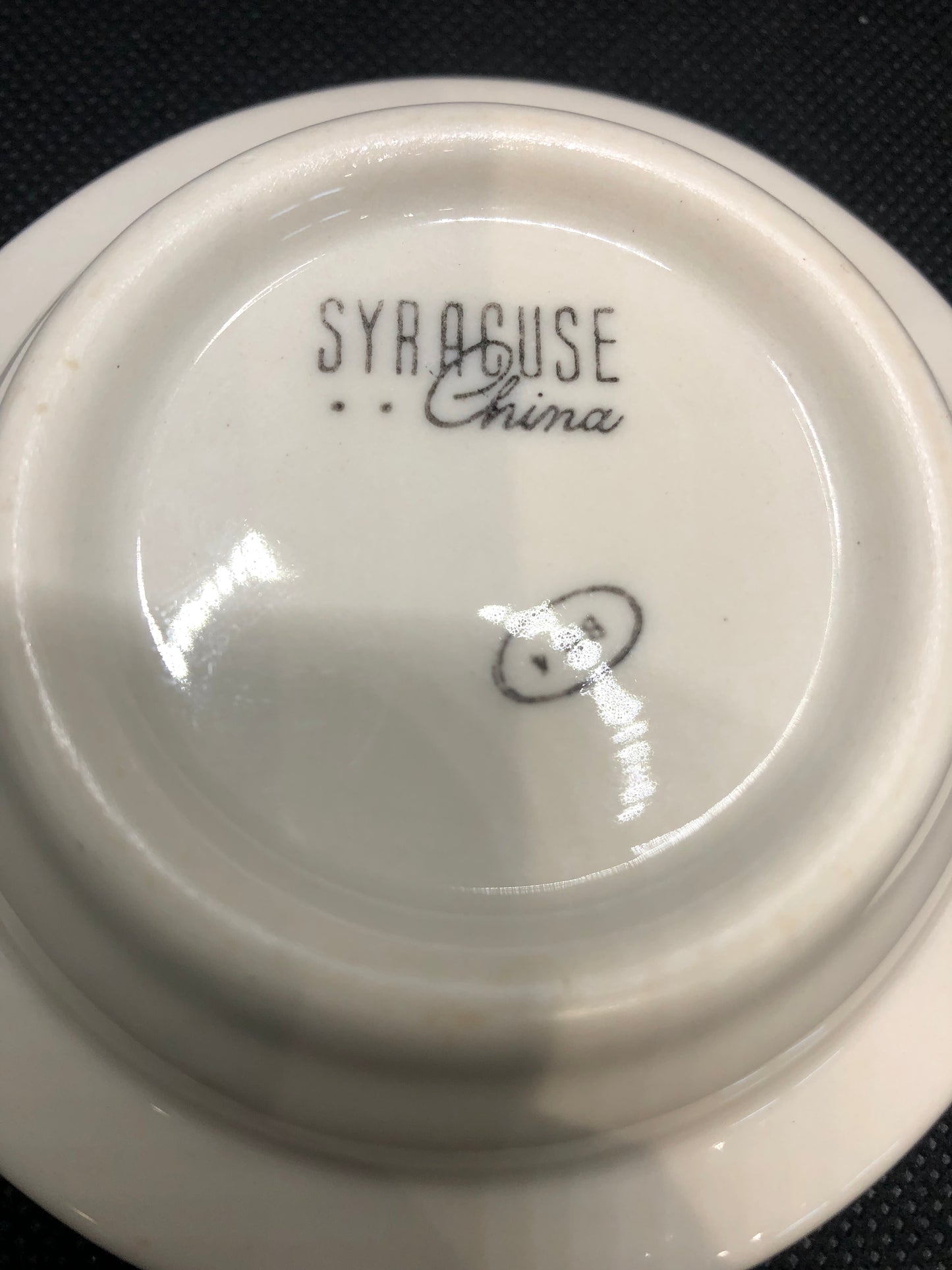 Syracuse ashtray blue makers mark