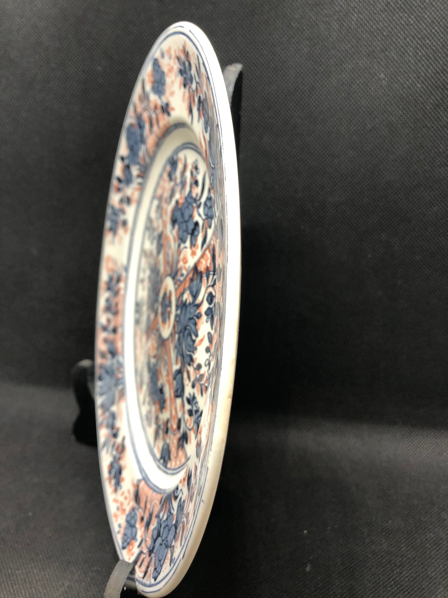 Wedgwood Antique Plate Dinner Ningpo Pattern Side View 