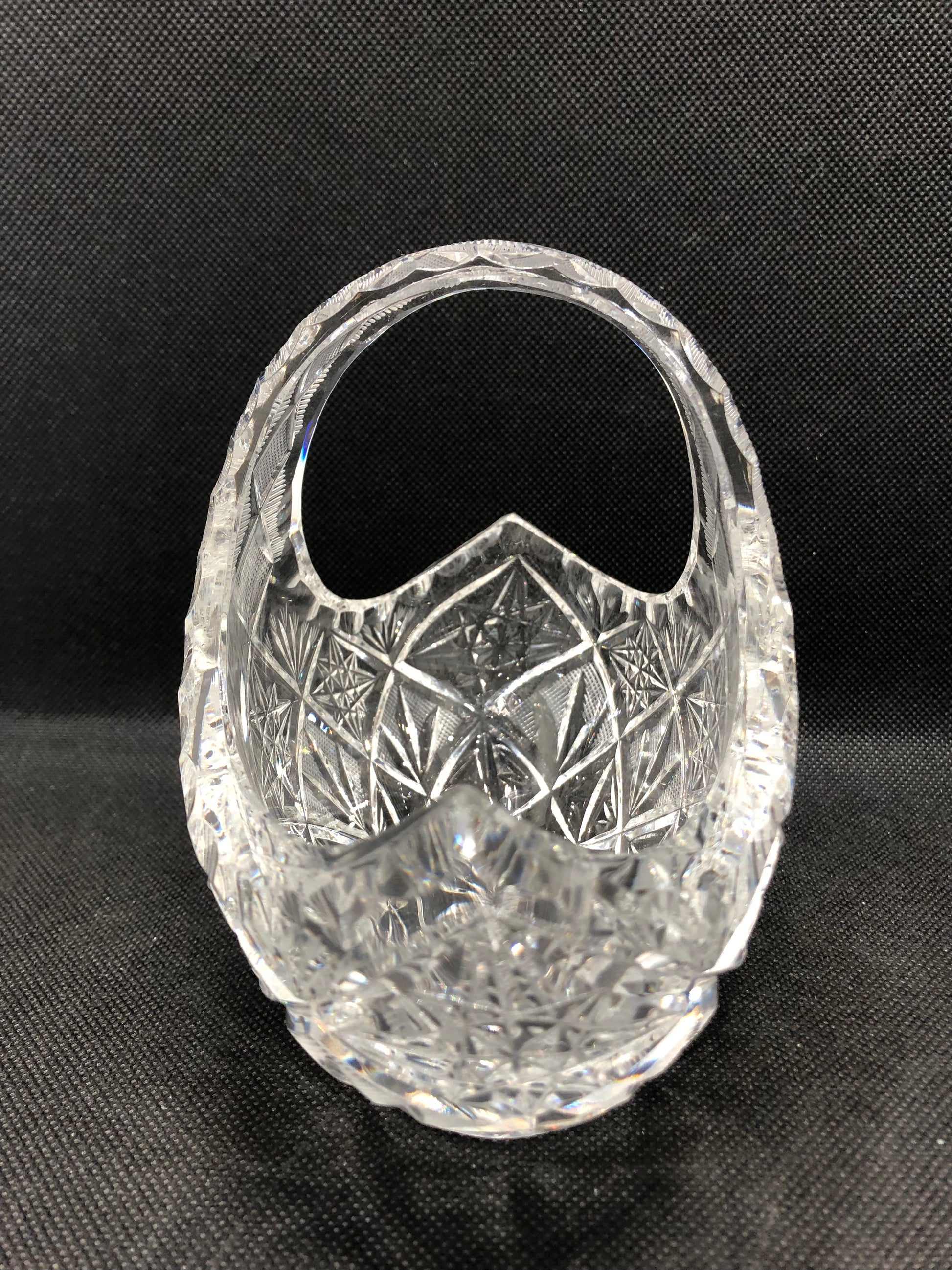 crystal vase handle design end view