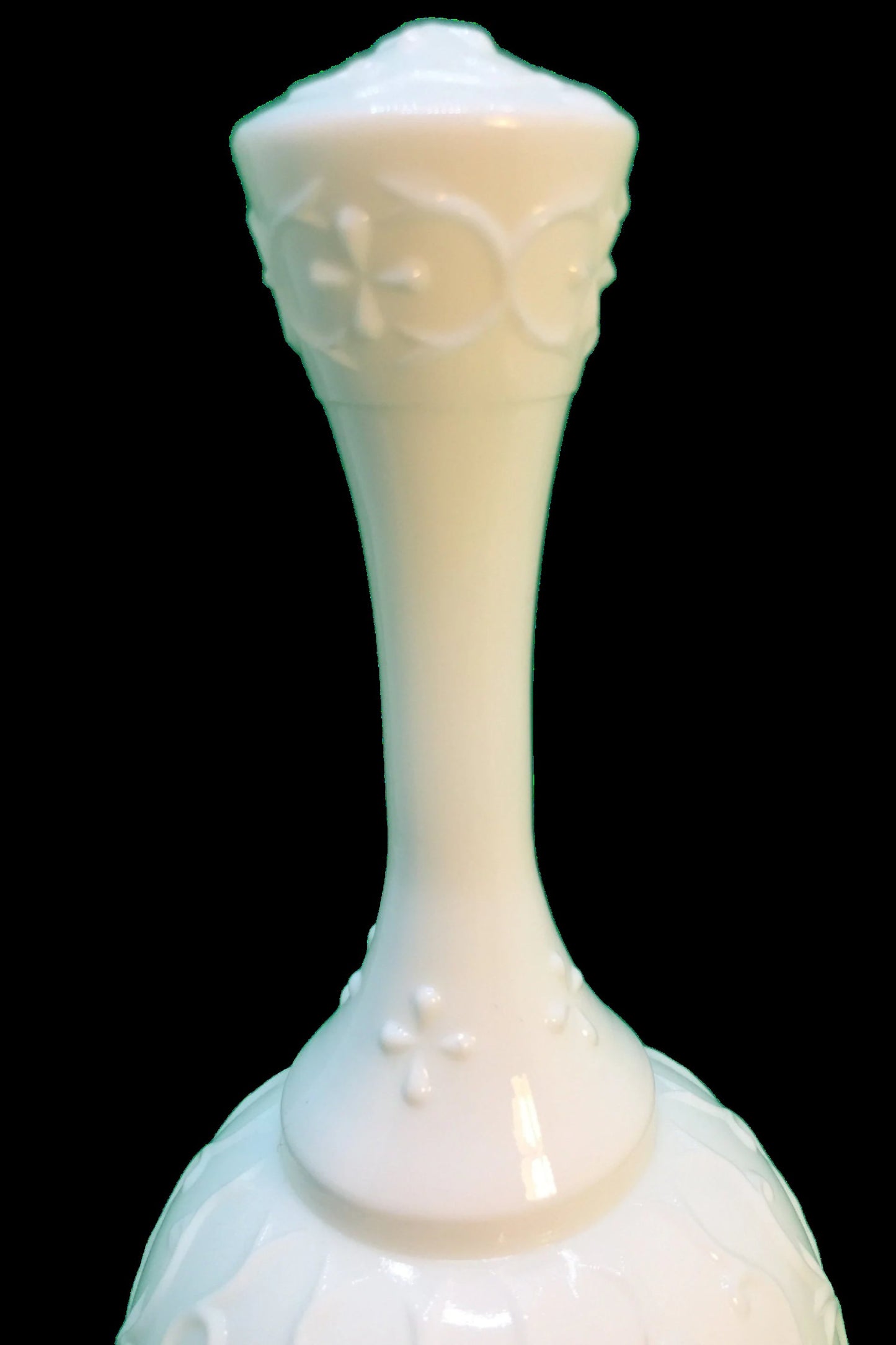 Fenton Spanish Lace Bell