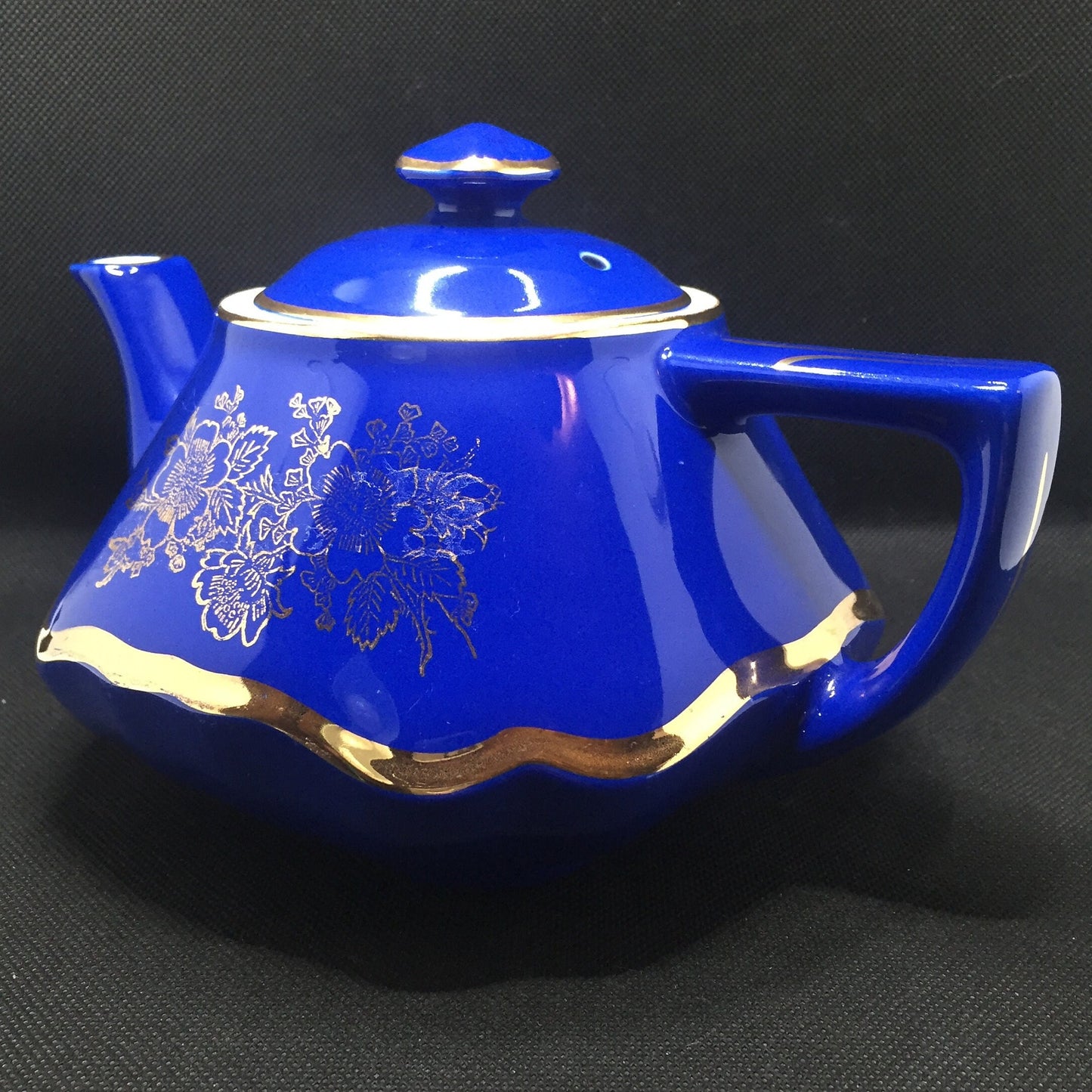 Hall Baltimore Cobalt Blue Teapot